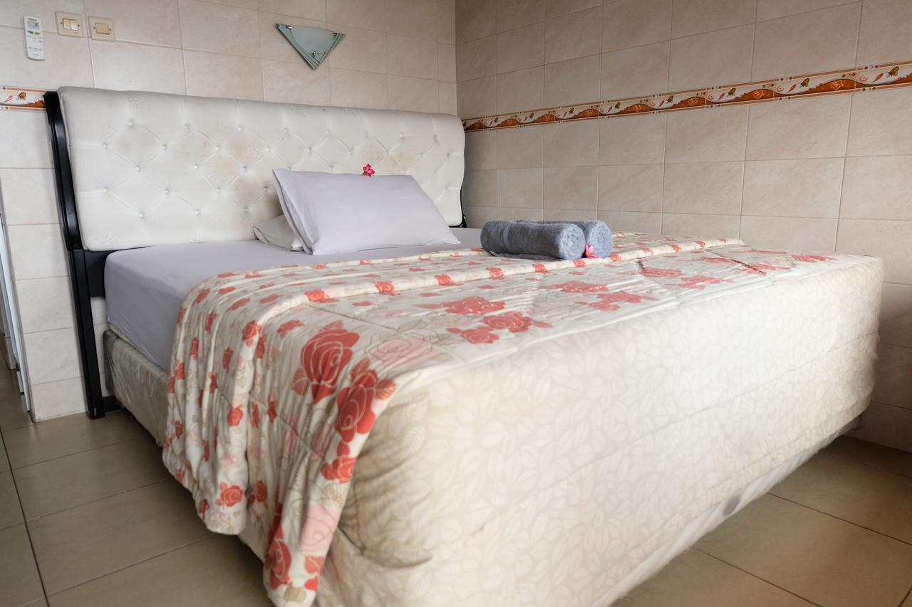 Kerti Beach Bungalow And Restaurant Padangbai  Dış mekan fotoğraf